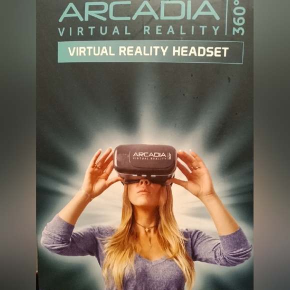 NEW ARCADIA VIRTUAL REALITY HEADSET - Picture 4 of 6